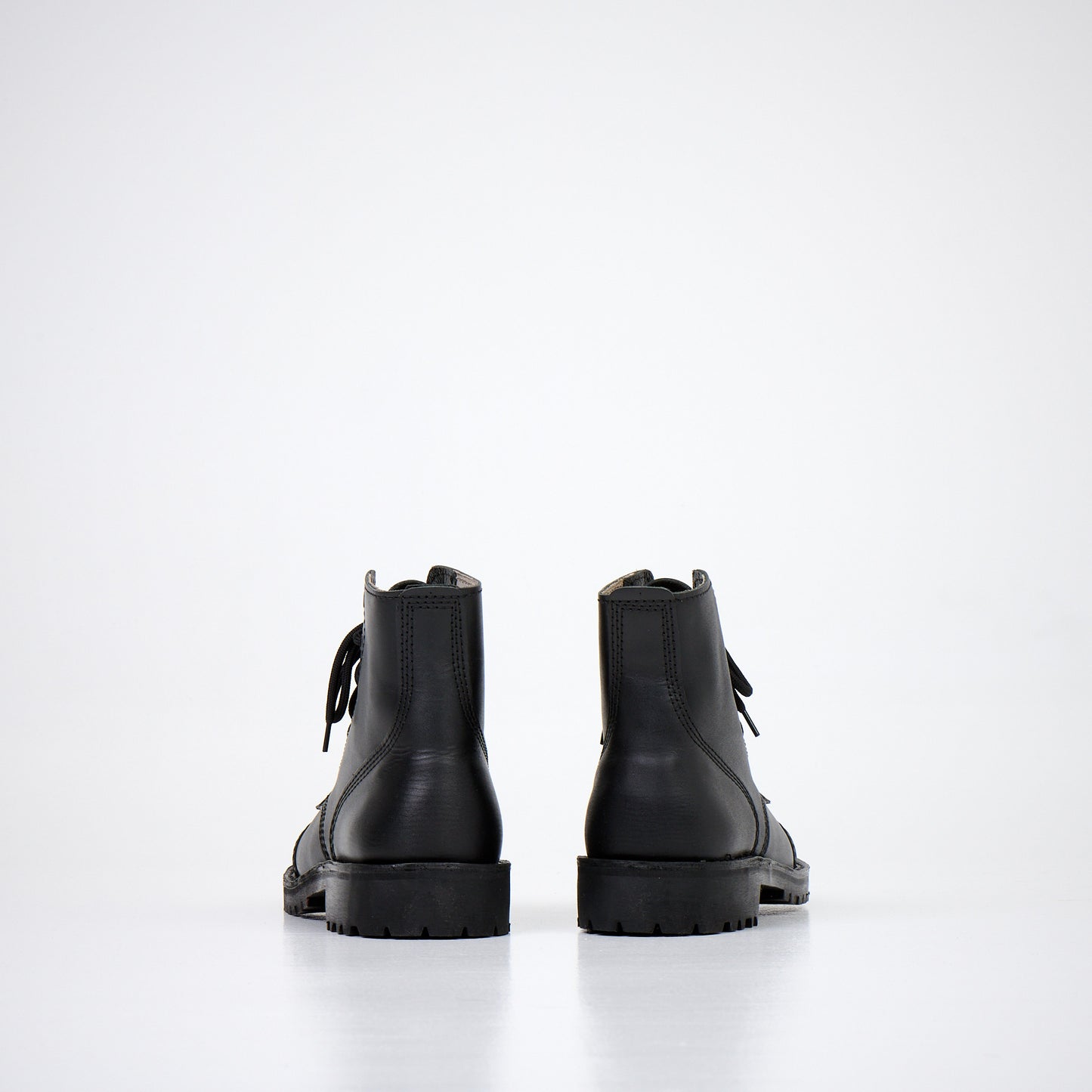 AIPI A-PS-2 - Negro, botas hechas a mano.